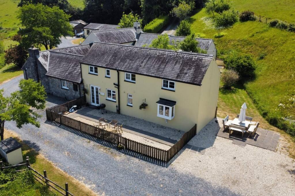 Meadowsweet Cottage Jacuzzi Edition Saundersfoot Exterior photo